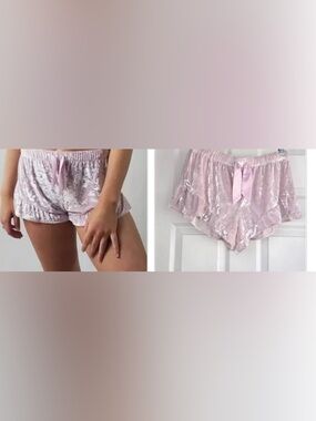 VS Soft Pink Velvet Ruffled Sleep Short - Women's M